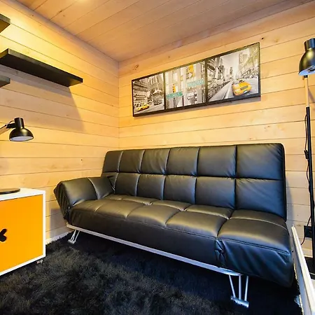 Karu Glamping 2 مكان تخييم Võru